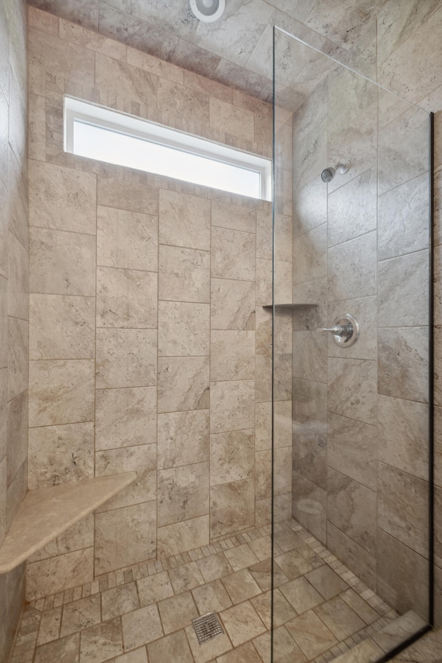 112 Woods Point Cir, Georgetown, KY 40324 - bathroom with a tile shower
