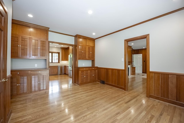 804 Old Dobbin Rd, Lexington, KY 40502 - unfurnished living room with wainscoting, light wood finished floors, ornamental molding, recessed lighting, and wooden walls
