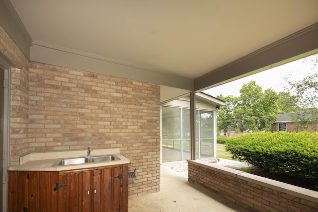 804 Old Dobbin Rd, Lexington, KY 40502 - view of patio / terrace featuring a sink