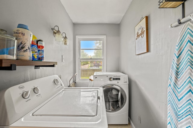 1023 Chickasaw Trl, Frankfort, KY 40601 - washroom featuring washer and dryer