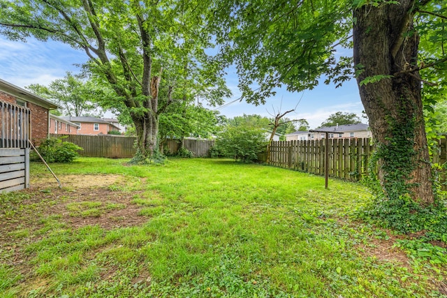 1023 Chickasaw Trl, Frankfort, KY 40601 - view of yard