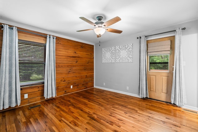 2849 Walnut Hill Rd, Lexington, KY 40515 - spare room featuring a ceiling fan, wood-type flooring, and baseboards