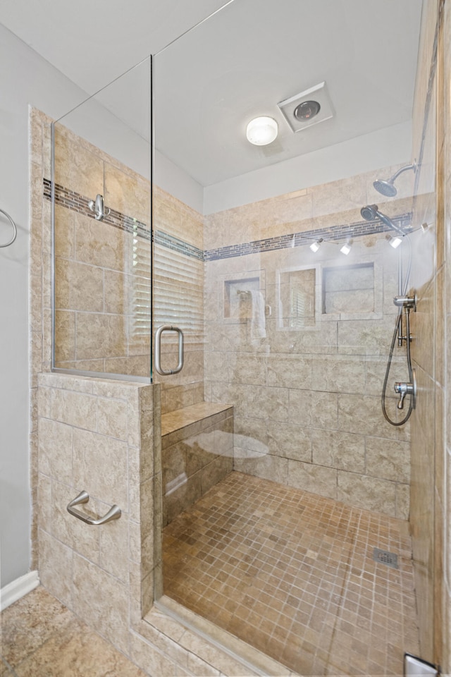 2152 Sallee Dr, Lexington, KY 40513 - bathroom featuring a stall shower