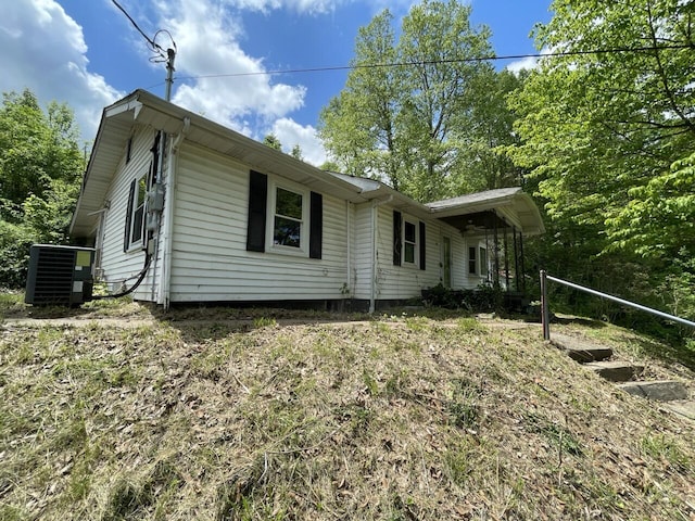 5069 Ky 11, Cannon, KY 40923 - view of side of home with central AC