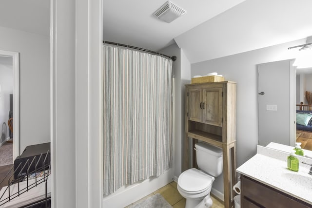 127 Schneider Blvd, Georgetown, KY 40324 - full bath featuring vanity, toilet, ensuite bath, vaulted ceiling, and shower / bath combo with shower curtain