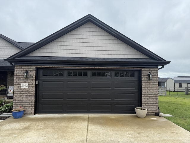 2042 Partridge Way, Richmond, KY 40475 - garage with driveway