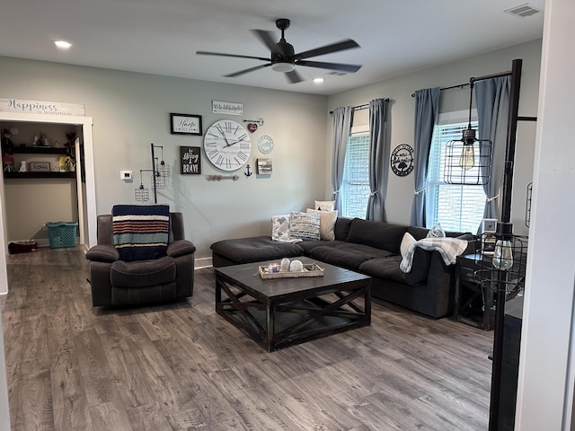 2042 Partridge Way, Richmond, KY 40475 - living room with wood finished floors, a ceiling fan, and recessed lighting