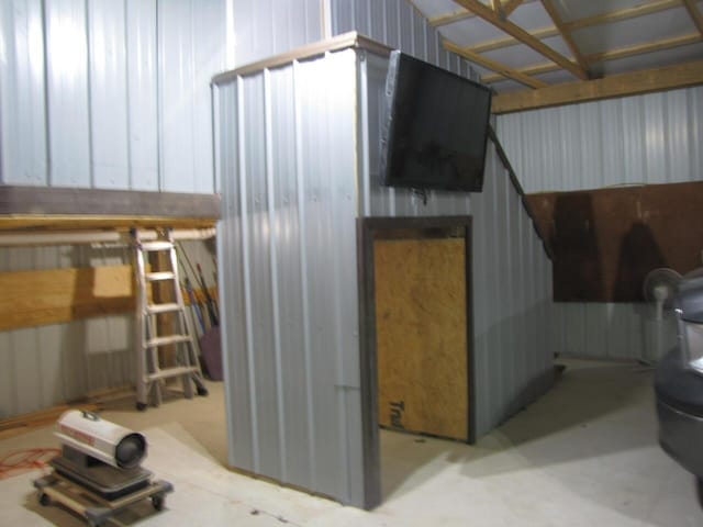 127 Circle St, London, KY 40744 - view of below grade area