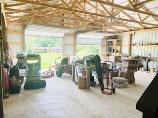 127 Circle St, London, KY 40744 - view of garage