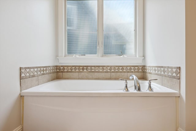 1821 Goodpaster Way, Lexington, KY 40505 - full bath with a garden tub