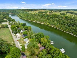 1990 Wells Landing Rd, Danville, KY 40422 - aerial view of a large body of water and a forest