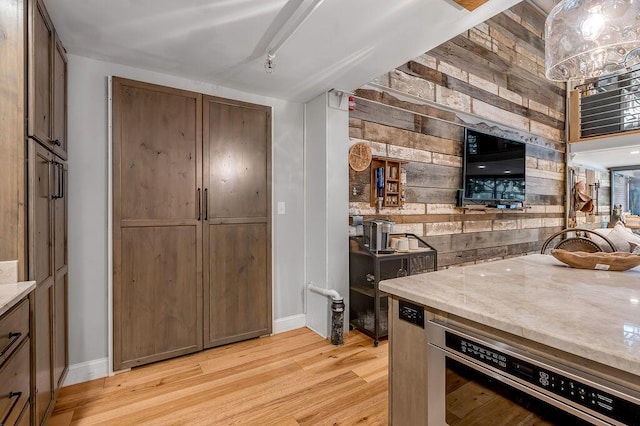 517 W Main St, Lexington, KY 40507 - bar area featuring baseboards, light wood-type flooring, and wall oven