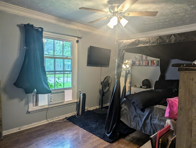 400 Verna Dr, Winchester, KY 40391 - bedroom featuring ornamental molding, a textured ceiling, wood finished floors, cooling unit, and ceiling fan