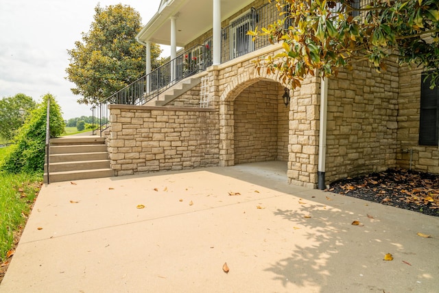 20 Walnut Hill Ct, Cynthiana, KY 41031 - view of patio featuring stairway