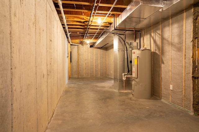 20 Walnut Hill Ct, Cynthiana, KY 41031 - unfinished below grade area featuring water heater