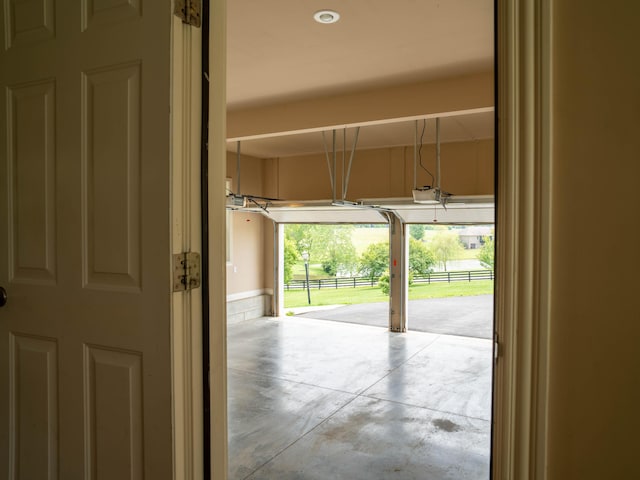 20 Walnut Hill Ct, Cynthiana, KY 41031 - garage with a garage door opener