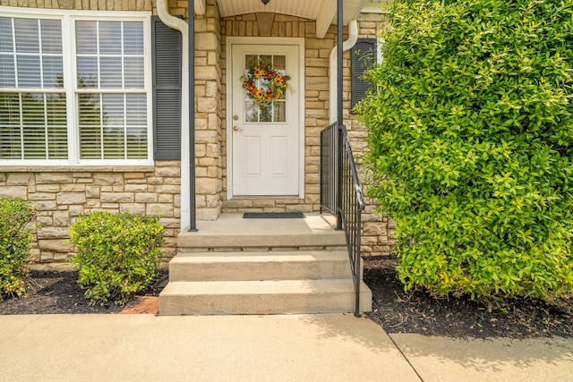 20 Walnut Hill Ct, Cynthiana, KY 41031 - doorway to property with stone siding