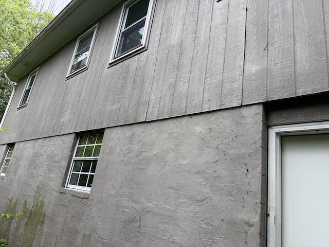 100 Ridgeway Dr, Lancaster, KY 40444 - view of side of home