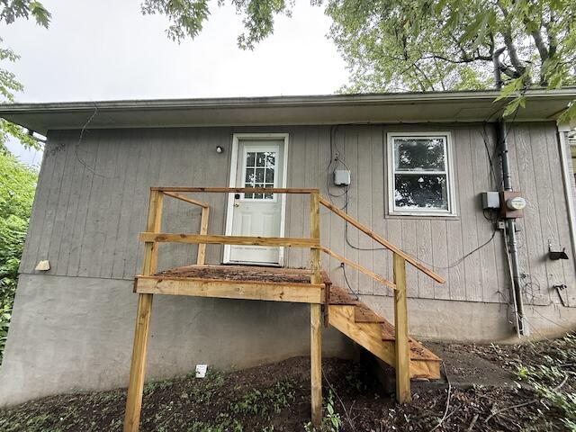 100 Ridgeway Dr, Lancaster, KY 40444 - view of back of property