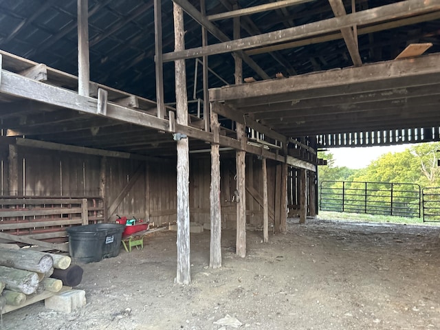 132 Harvieland Rd, Frankfort, KY 40601 - view of stable