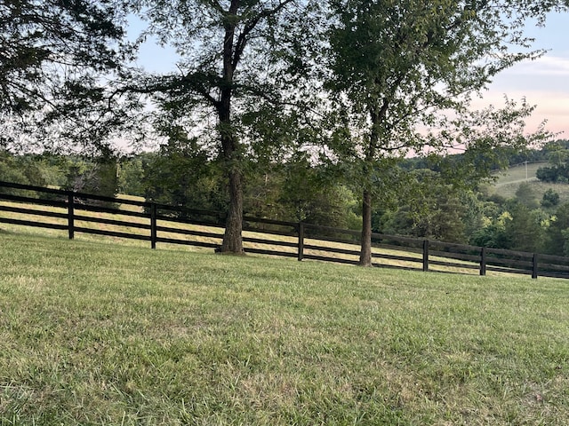 132 Harvieland Rd, Frankfort, KY 40601 - view of yard