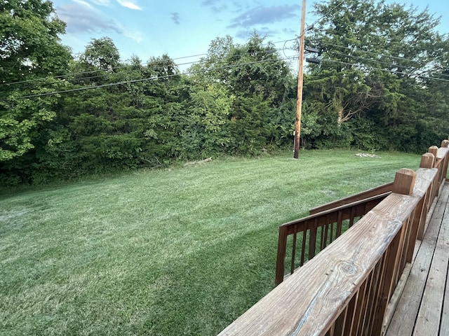 132 Harvieland Rd, Frankfort, KY 40601 - view of green lawn