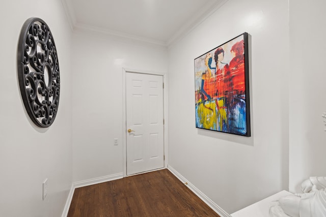 2293 Sunningdale Dr, Lexington, KY 40509 - hall featuring dark wood-style floors, baseboards, and ornamental molding