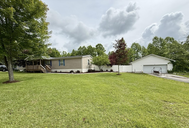 8040 Somerset Rd, London, KY 40741 - view of yard featuring an outbuilding and a detached garage