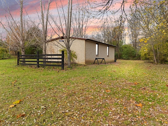 104 Barkley Ests, Nicholasville, KY 40356 - view of yard at dusk