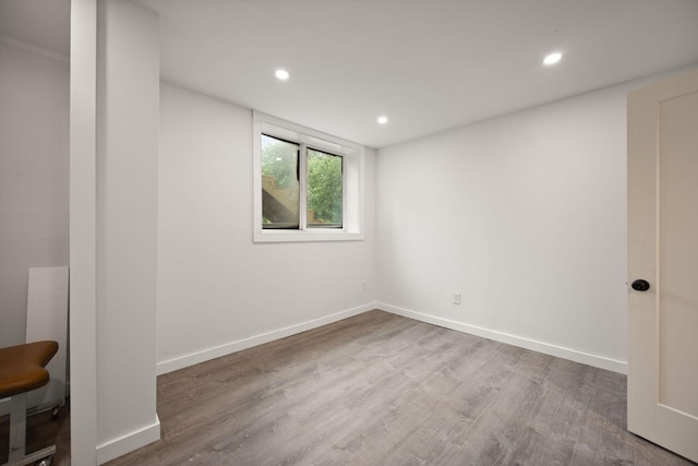 104 Barkley Ests, Nicholasville, KY 40356 - unfurnished room featuring wood finished floors, recessed lighting, and baseboards