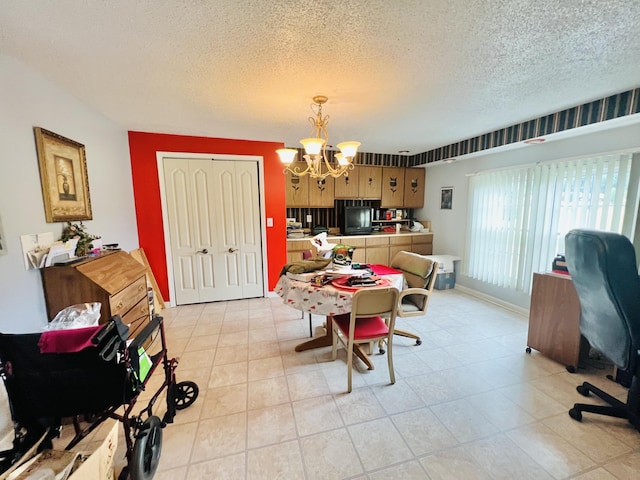 1465 Ky-1629, Corbin, KY 40701 - dining room featuring a chandelier and a textured ceiling