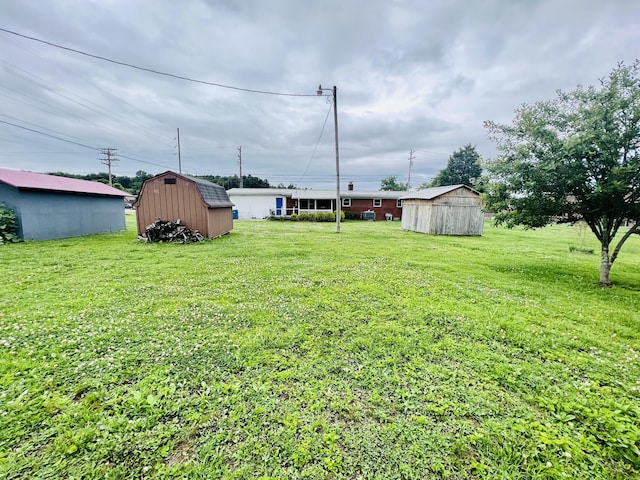 1465 Ky-1629, Corbin, KY 40701 - view of grassy yard