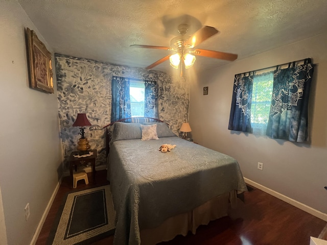 1465 Ky-1629, Corbin, KY 40701 - bedroom with baseboards, a textured ceiling, ceiling fan, and wood finished floors