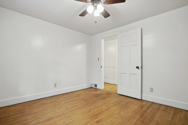 832 N 25th St, Middlesboro, KY 40965 - spare room featuring baseboards, a ceiling fan, and light wood-style floors