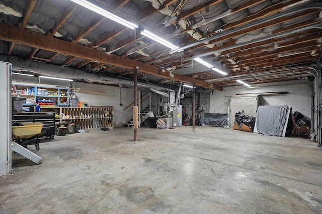 832 N 25th St, Middlesboro, KY 40965 - view of garage