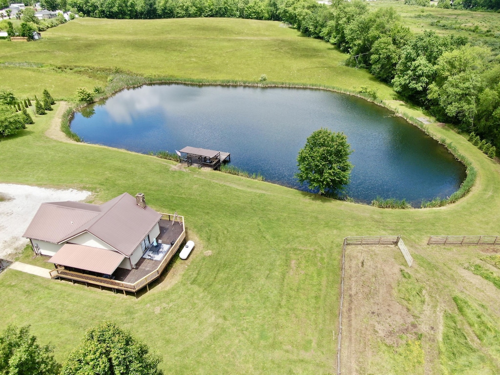 254 Shackle Rd, London, KY 40744 - aerial view of property and surrounding area featuring a nearby body of water