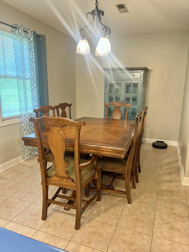 2953 Somerset Rd, London, KY 40741 - dining area featuring light tile patterned floors and baseboards