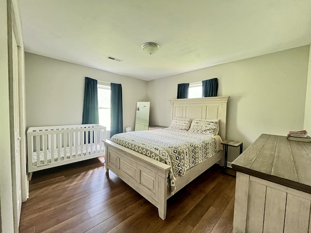 2953 Somerset Rd, London, KY 40741 - bedroom featuring dark wood finished floors