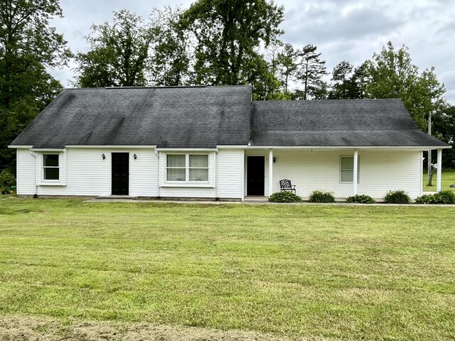2953 Somerset Rd, London, KY 40741 - view of front of property with a front lawn and a shingled roof