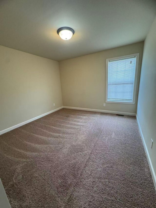 2765 Meadowsweet Ln, Lexington, KY 40511 - carpeted empty room with baseboards