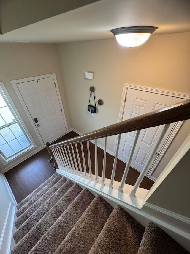 2765 Meadowsweet Ln, Lexington, KY 40511 - view of stairs