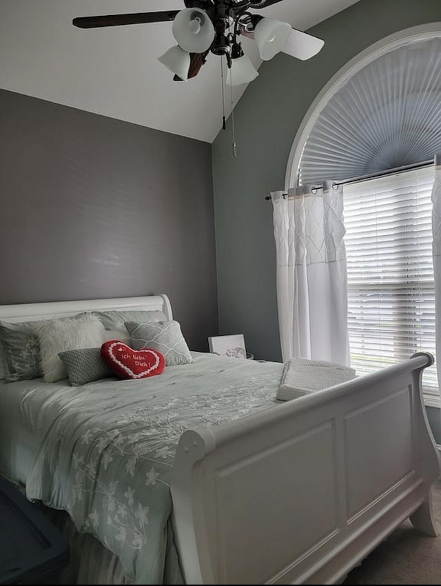 133 W Mcintosh Park, Georgetown, KY 40324 - bedroom with ceiling fan and lofted ceiling