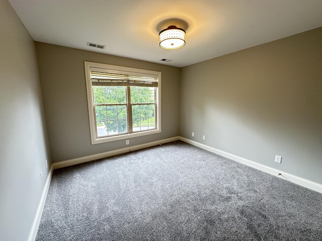 3217 Malone Dr, Lexington, KY 40513 - empty room with carpet and baseboards