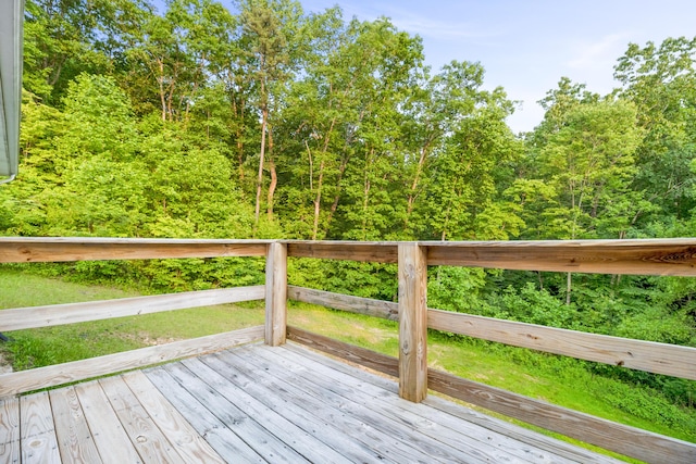 15 April Ln, Corbin, KY 40701 - view of deck