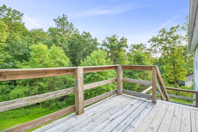 15 April Ln, Corbin, KY 40701 - view of wooden terrace