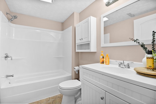 15 April Ln, Corbin, KY 40701 - bathroom featuring vanity, toilet, shower / bath combination, and a textured ceiling
