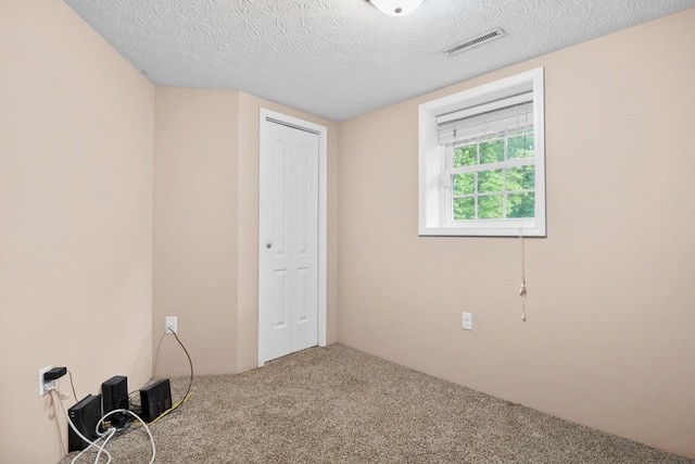 15 April Ln, Corbin, KY 40701 - carpeted spare room with a textured ceiling