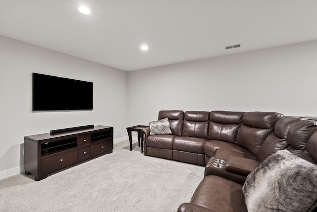 10910 Kings Crown Dr, Prospect, KY 40059 - carpeted living area featuring baseboards and recessed lighting