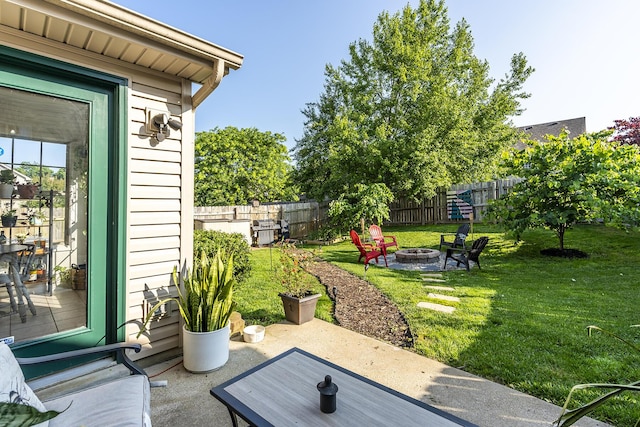 753 Woodhaven Pl, Lexington, KY 40514 - view of patio / terrace featuring a fire pit