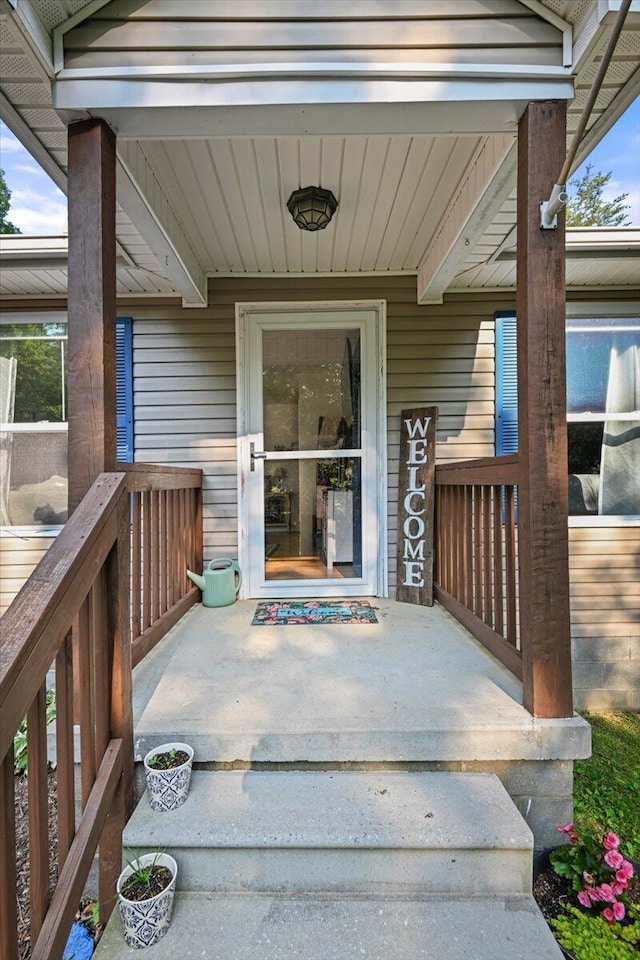 1008 Ramsey Branch Rd, Artemus, KY 40903 - view of exterior entry with a porch